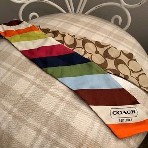 ✨ COACH 100% silk skinny scarf